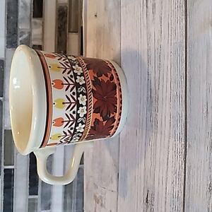 Vintage Taylor International USA 🇺🇸 pottery cup